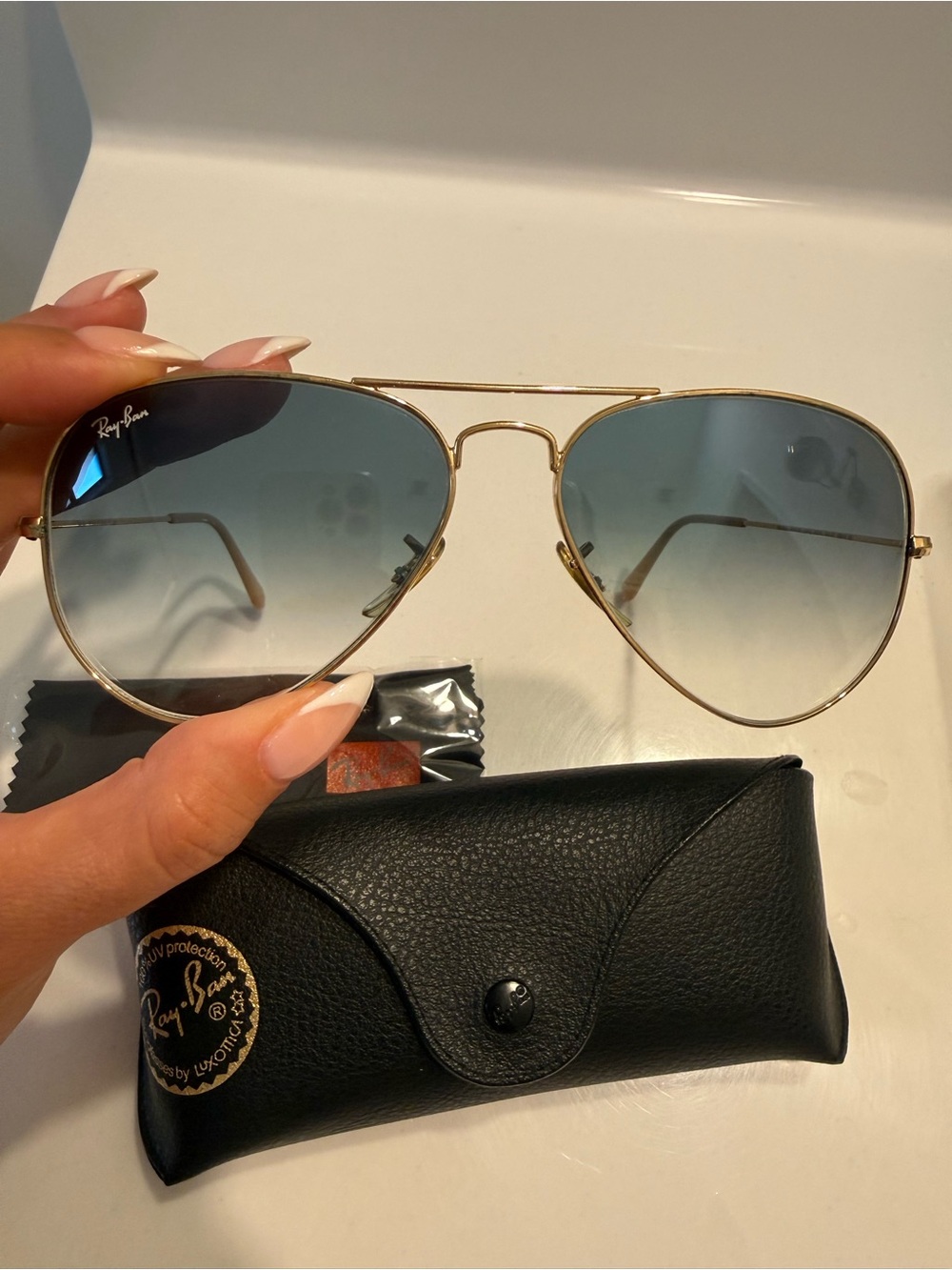 Ray-Ban Gold Frame Aviator Sunglasses with Blue Gradient Lenses - Picture 3 of 4